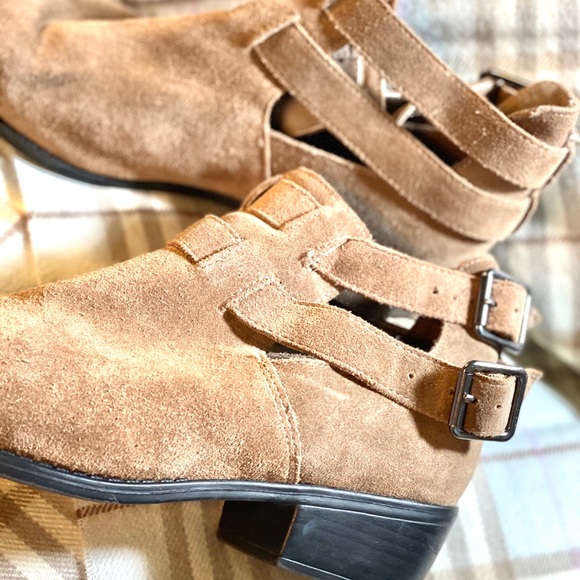 Booties - Picture 2 of 4